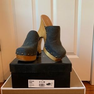 Bebe Adore Denim square toe platforms size 6.5; like new